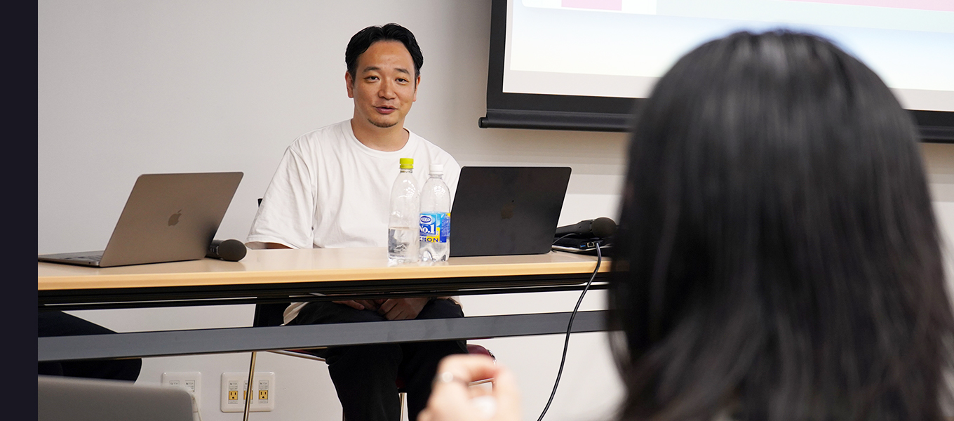 【授業情報】アートディレクター・大島慶一郎さん「デザイナーに必要なこだわり」特別講義を実施! ニュース【専門学校日本デザイナー学院