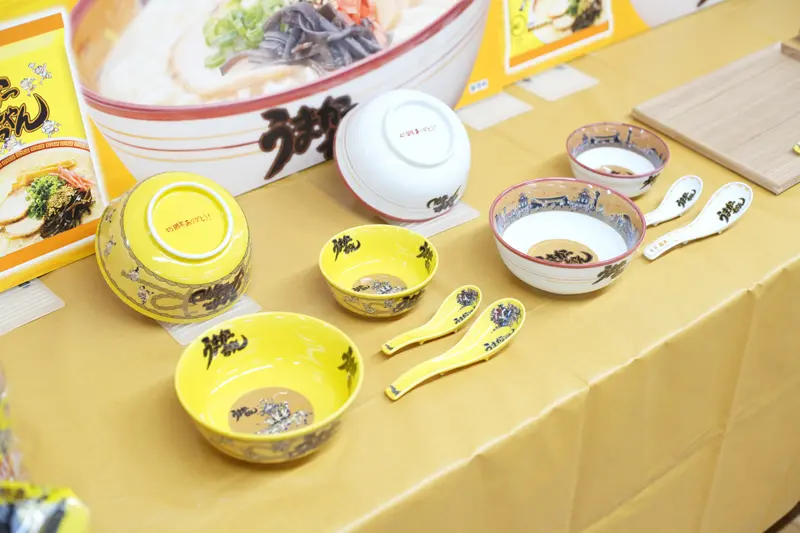 姉妹校の活躍情報！】ハウス食品・記念グッズのデザインを学生が担当